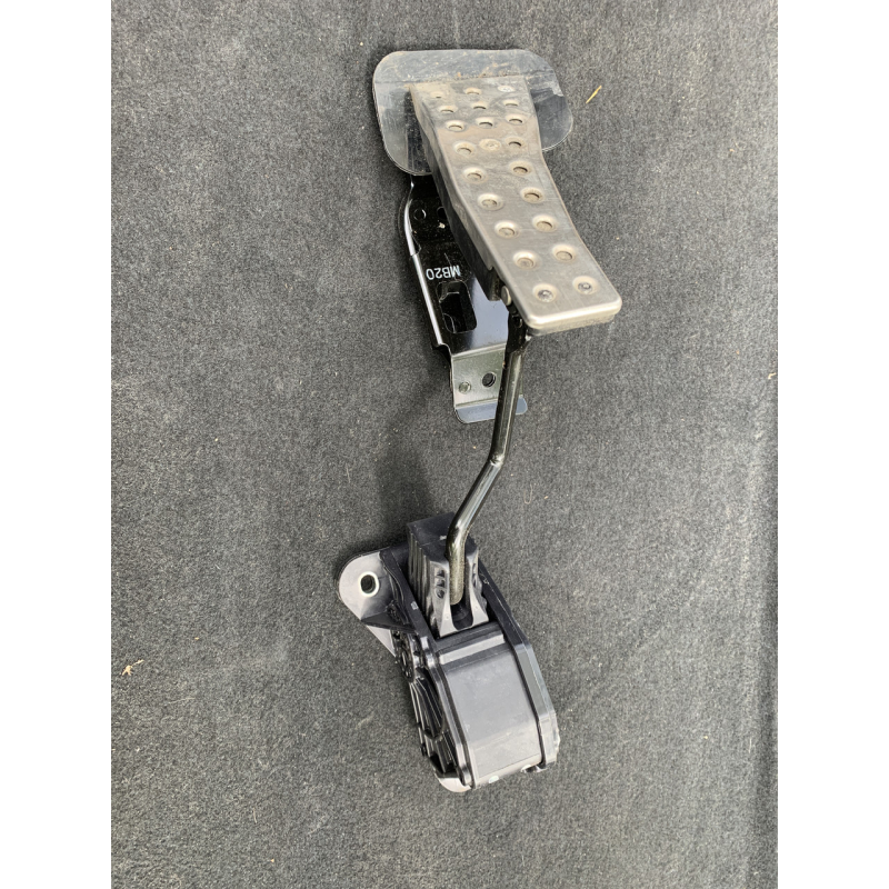 Педаль газу електронна Honda Civic 5D 06-11 17800SMGP01