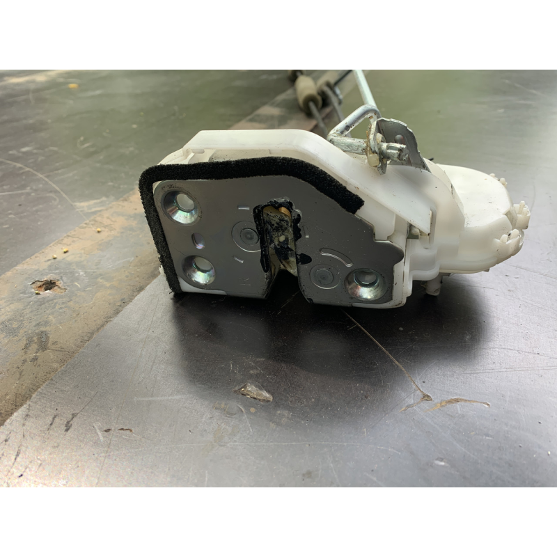 Задній правий дверний замок Honda Civic 5D 72611SMGG0