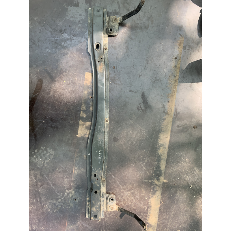 Опора радіатора Renault Trafic / Opel Vivaro/ Nissan Primastar 8200525863 8200057976 91166681 Опора радіатора Renault Trafic / Opel Vivaro/ Nissan Primastar 8200525863 8200057976 91166681