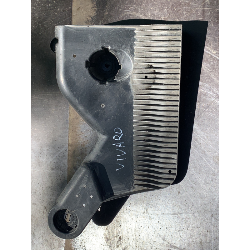 Захист бака Renault Trafic /Opel Vivaro /Nissan Primastar 9816482080