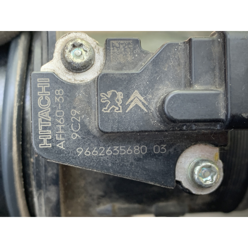 Датчик потоку (витрата) повітря/треба M.A.F. Renault Trafic /Opel Vivaro /Nissan Primastar 9662635680