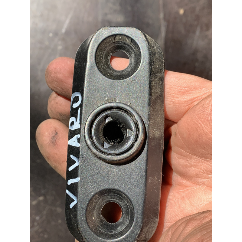 Напрямні зсувні двері Renault Trafic /Opel Vivaro / Nissan Primastar 9808079480 Напрямні зсувні двері Renault Trafic /Opel Vivaro / Nissan Primastar 9808079480