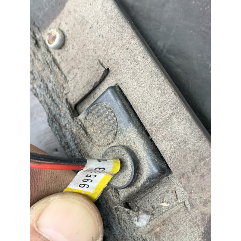 Підсвітка номера для Toyota Yaris 812700D011