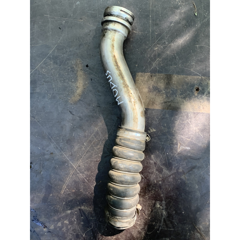 Патрубок інтеркулера Renault Modus 8200447887