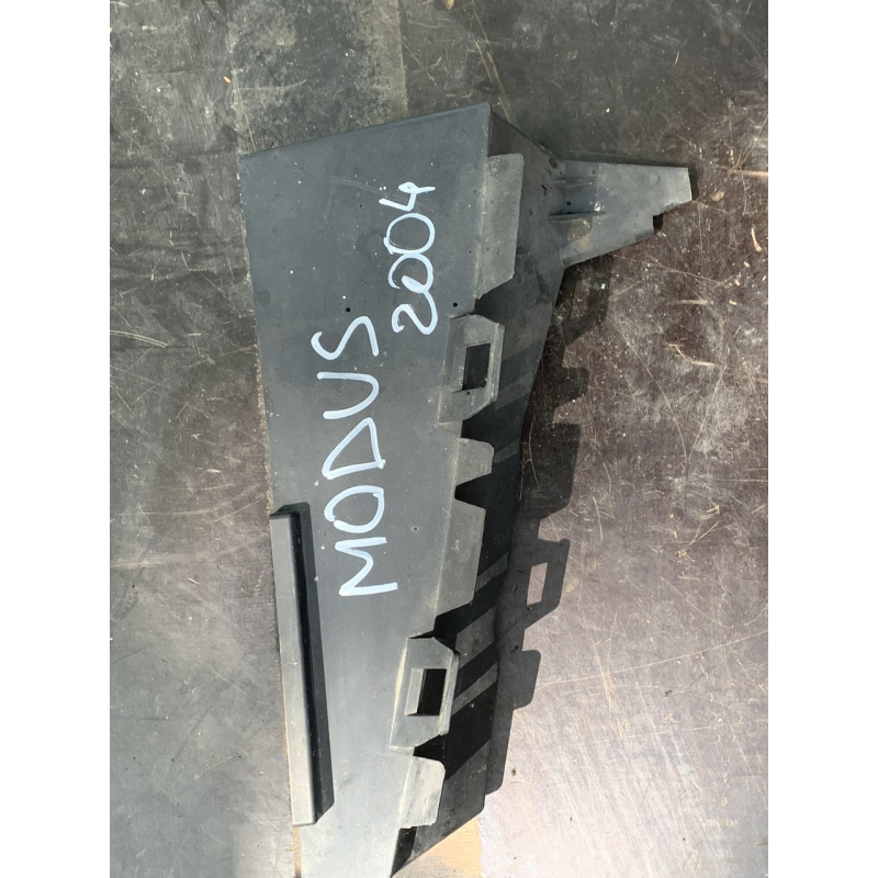 Тримач радіатора/кріплення бампера Renault Modus A17004700  8200259269
