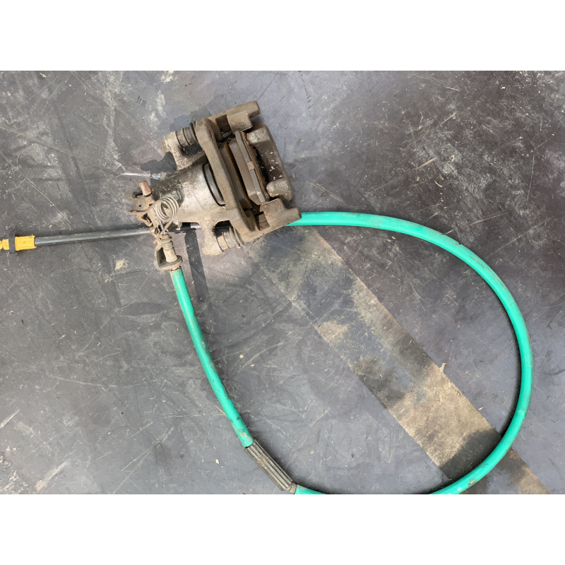 Суппорт гальмівний задній правий на Renault Modus 7701208362