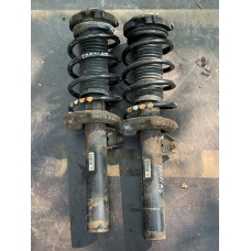 Стійка амортизатора передня ліва/права в зборі Volkswagen Passat B6 3C0413031AH 1K0412331C