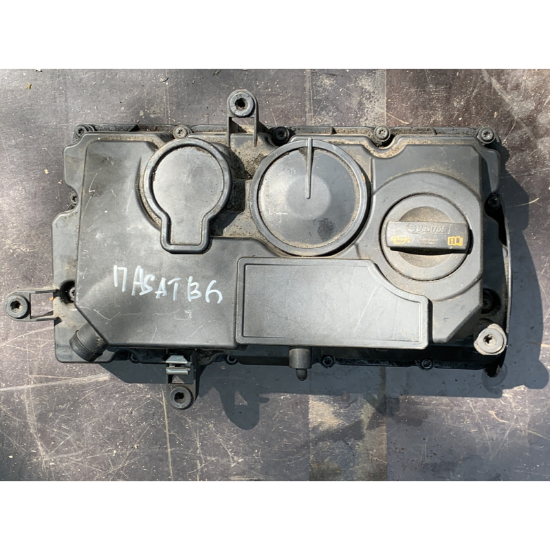 Кришка клапанна Volkswagen Passat B6 03G103475D VAG