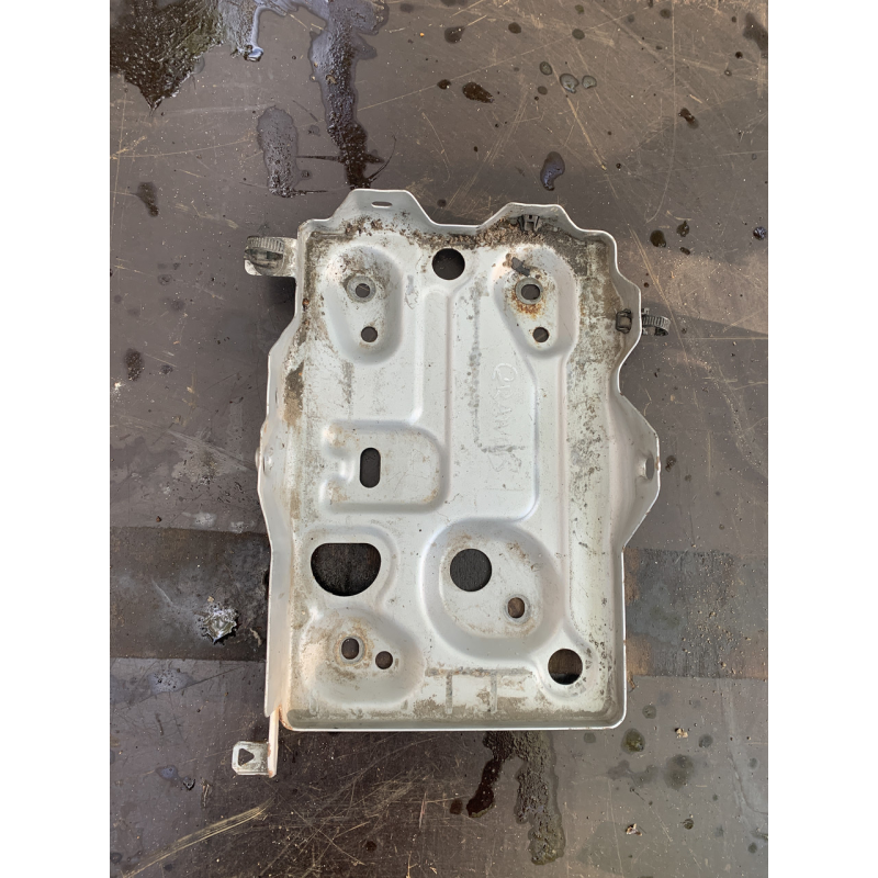 Майданчик під акумулятор Mitsubishi Grandis 2.4 Mivec MN150747