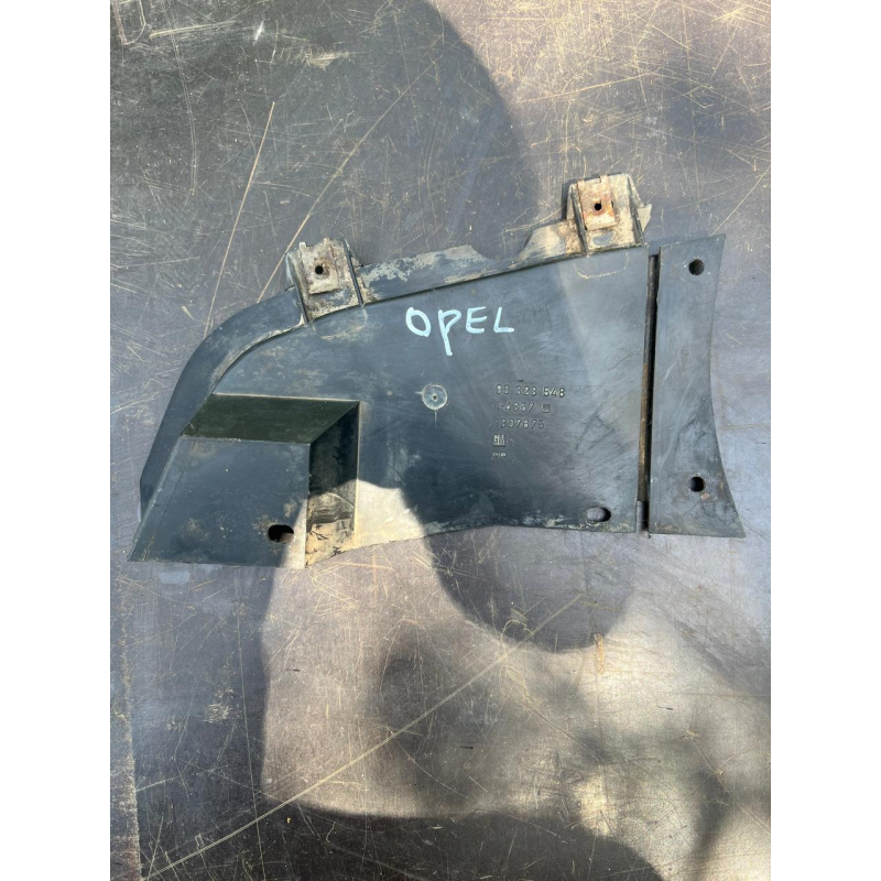 Захист під бампер нижня Opel Vectra A GM 90323548 90323548