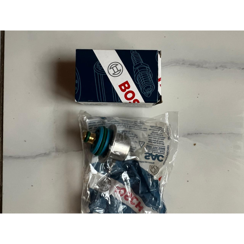 Bosch регулятор тиску палива в паливній рейці 0 280 160 587 Bosch 0280160587