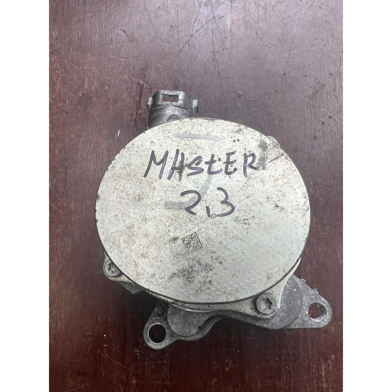 Вакуумний насос Renault Master 2.3DCI 146508418R 8200902378